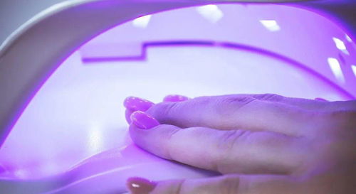 當(dāng)心強(qiáng)脈沖脫毛儀 它如何讓手比曬過(guò)太陽(yáng)更黑？